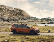 2022 Dacia Jogger Extreme - Front Three-Quarter Wallpaper 190x150