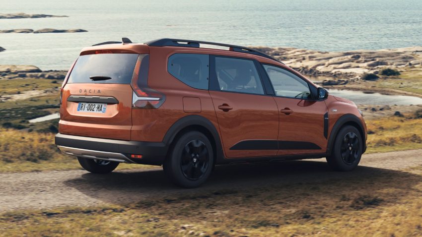 2022 Dacia Jogger Extreme - Rear Three-Quarter Wallpaper 850x478 #4