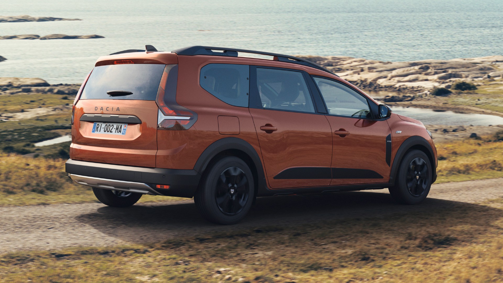 Download 2022 Dacia Jogger Extreme - Rear Three-Quarter HD Wallpaper 1920x1080 #4