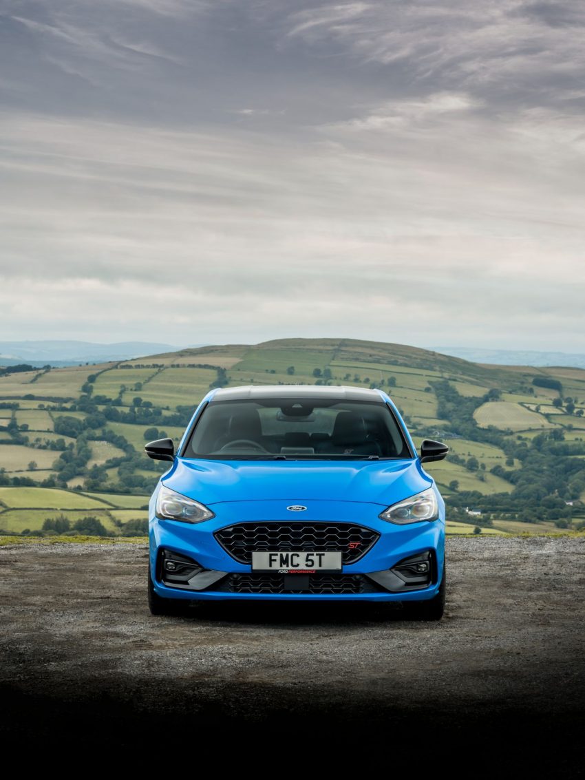 2022 Ford Focus ST Edition - Front Phone Wallpaper 850x1133 #19