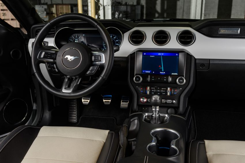 2022 Ford Mustang Ice White Appearance Package - Interior, Cockpit Wallpaper 850x567 #17