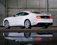 2022 Ford Mustang Ice White Appearance Package - Rear Three-Quarter Wallpaper 190x150
