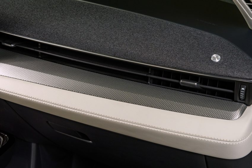 2022 Ford Mustang Mach-E Ice White Appearance Package - Interior, Detail Wallpaper 850x567 #18