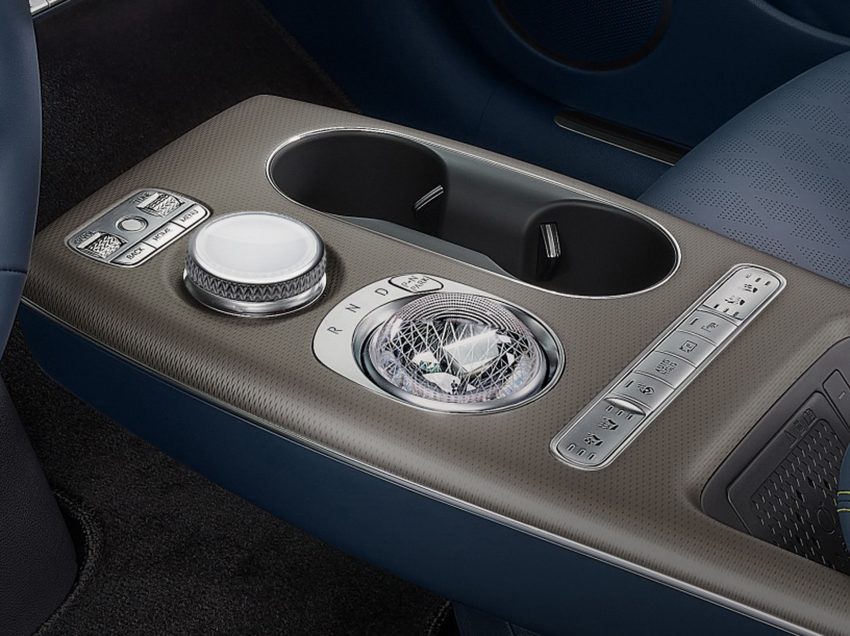 2022 Genesis GV60 - Central Console Wallpaper 850x636 #7