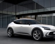 2022 Genesis GV60 - Front Three-Quarter Wallpaper 190x150