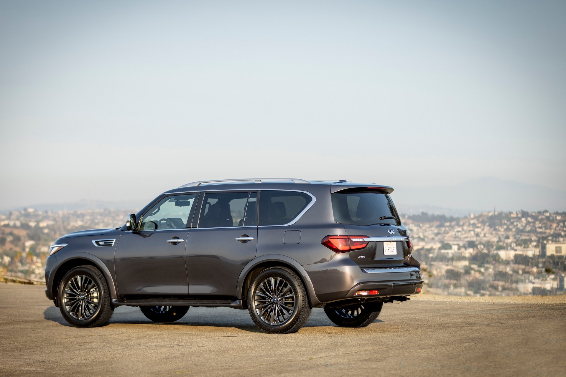 Download 2022 Infiniti QX80 - Rear Three-Quarter HD Wallpaper 1920x1280 #5