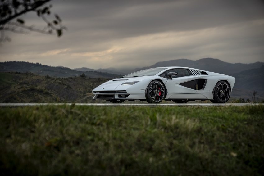 2022 Lamborghini Countach LPI 800-4 - Front Three-Quarter Wallpaper 850x567 #52