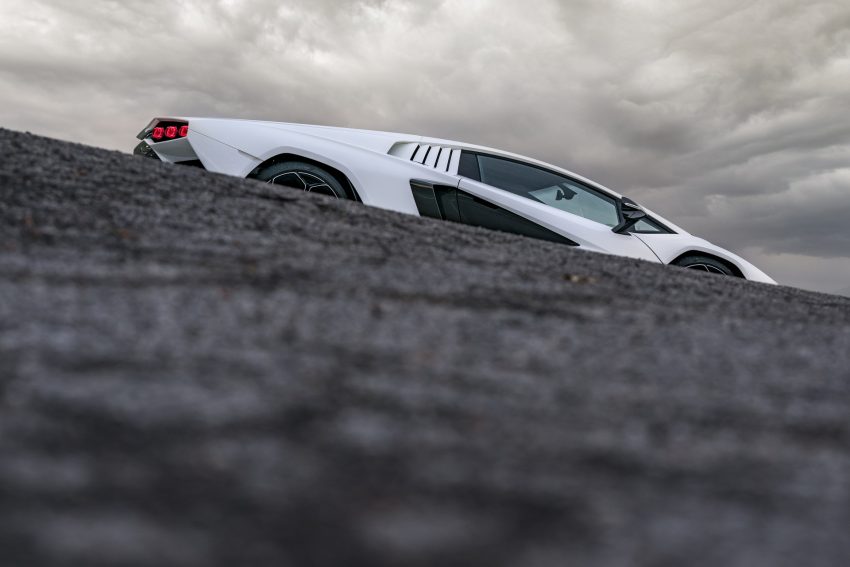 2022 Lamborghini Countach LPI 800-4 - Side Wallpaper 850x567 #26
