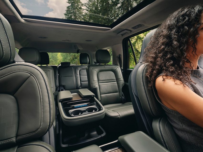 2022 Lincoln Navigator Black Label Central Park - Interior, Seats Wallpaper 850x637 #47