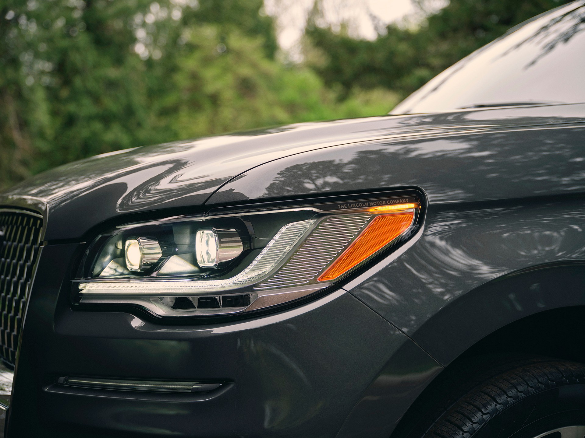 Download 2022 Lincoln Navigator Black Label Invitation - Headlight HD Wallpaper 1920x1439 #55