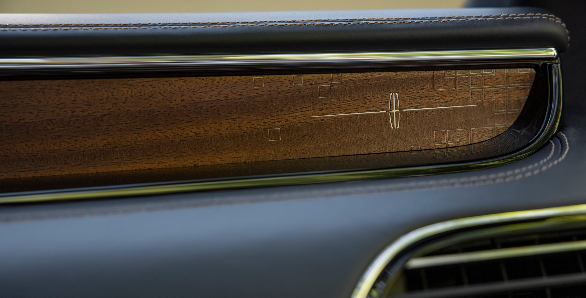 Download 2022 Lincoln Navigator Black Label Invitation - Interior, Detail HD Wallpaper 1920x977 #72