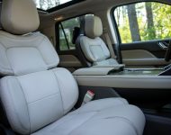2022 Lincoln Navigator Reserve - Interior, Front Seats Wallpaper 190x150