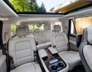 2022 Lincoln Navigator Reserve - Interior, Rear Seats Wallpaper 190x150