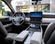 2022 Lincoln Navigator Reserve - Interior Wallpaper 190x150