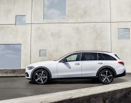 2022 Mercedes-Benz C-Class All-Terrain - Side Wallpaper 190x150