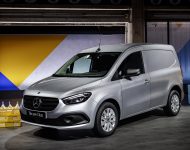 2022 Mercedes-Benz Citan - Front Three-Quarter Wallpaper 190x150