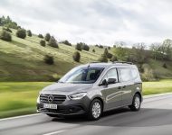 2022 Mercedes-Benz Citan - Front Three-Quarter Wallpaper 190x150
