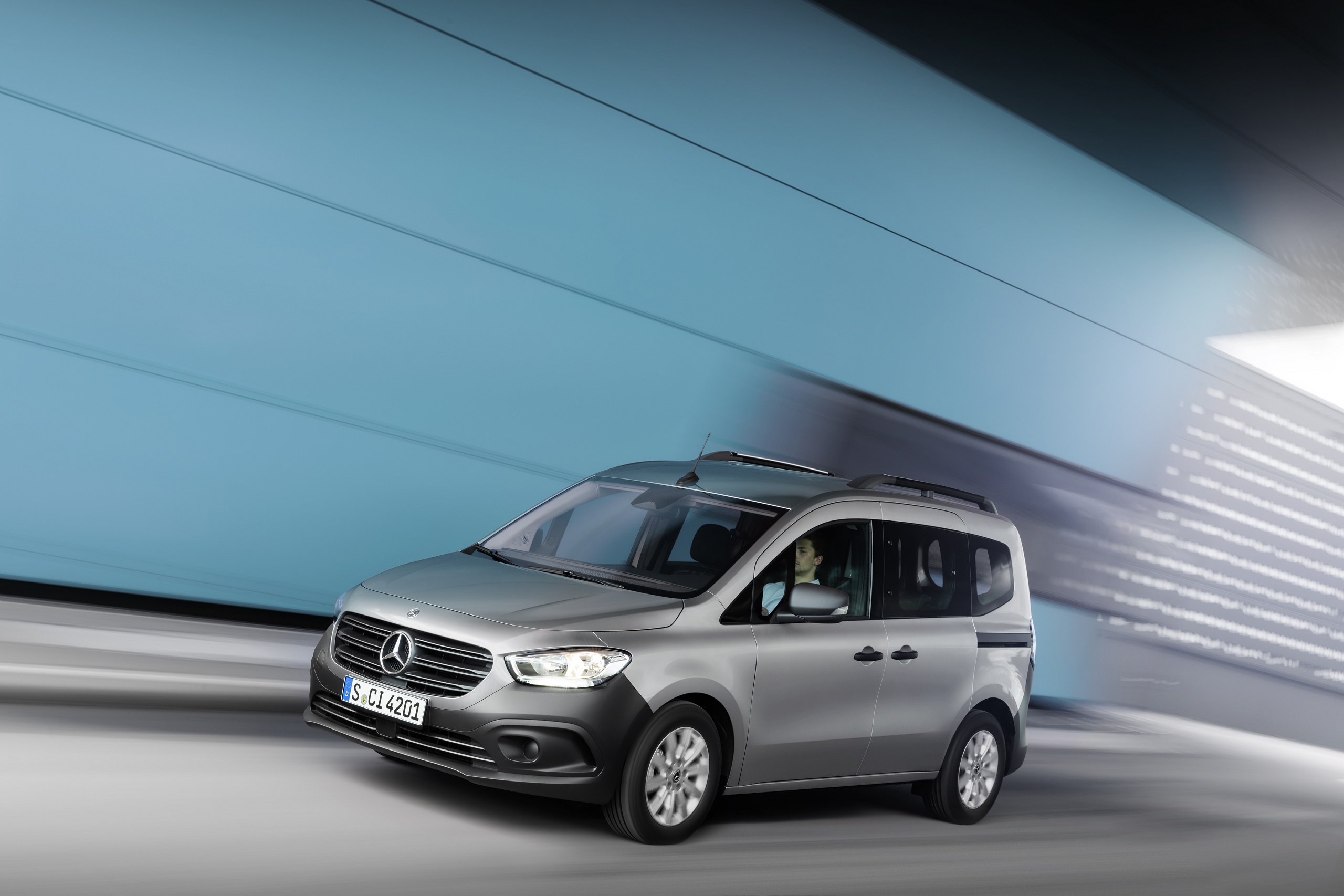 Download 2022 Mercedes-Benz Citan - Front Three-Quarter HD Wallpaper 2560x1706 #30