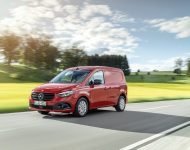2022 Mercedes-Benz Citan - Front Three-Quarter Wallpaper 190x150