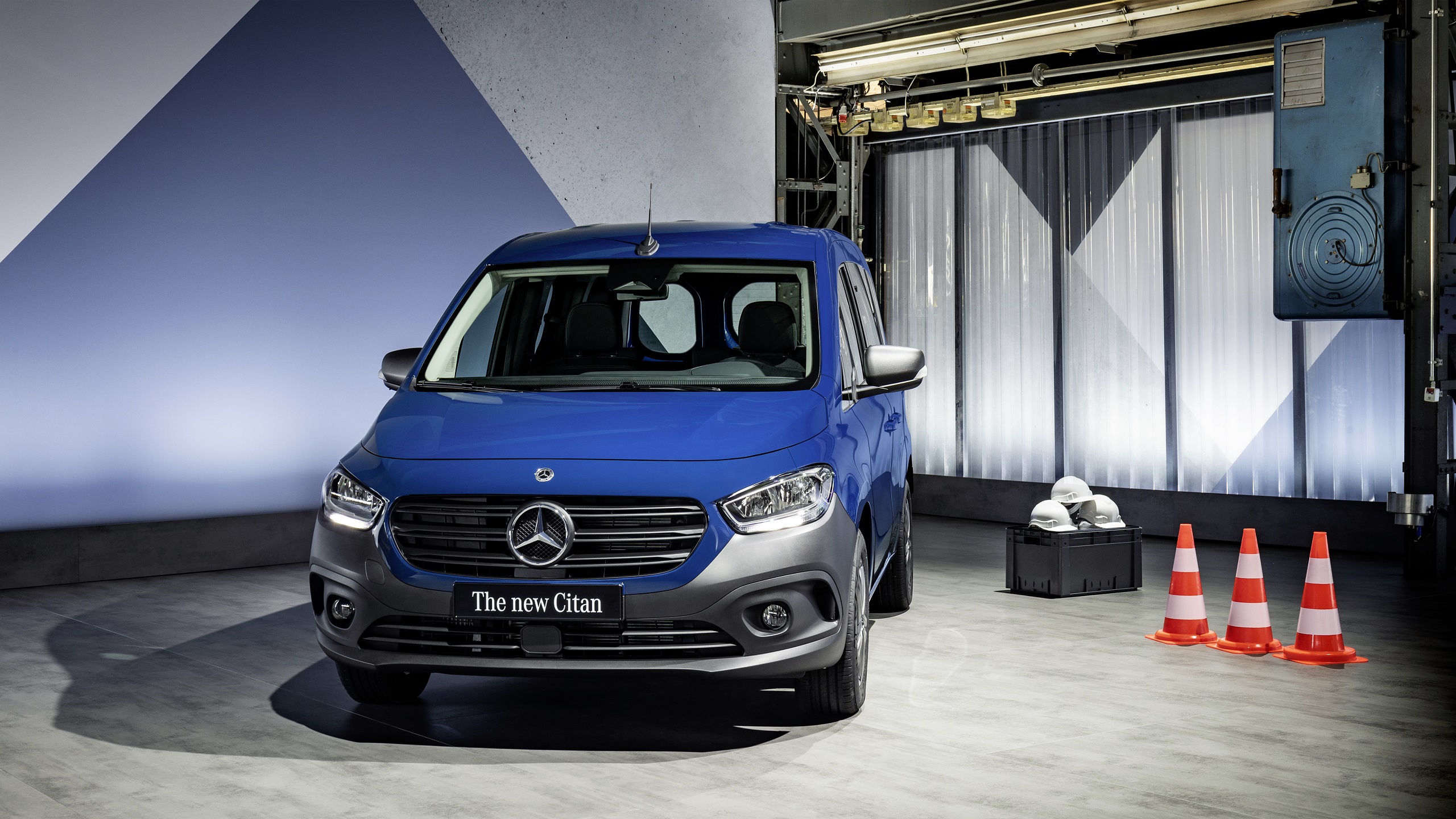 Download 2022 Mercedes-Benz Citan - Front HD Wallpaper 2560x1440 #88
