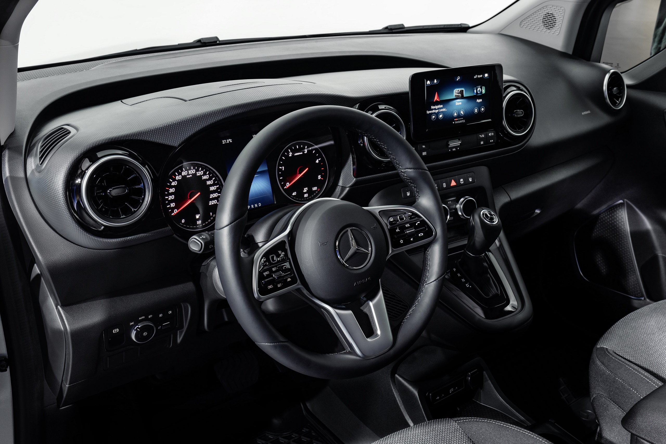 Download 2022 Mercedes-Benz Citan - Interior HD Wallpaper 2560x1706 #77