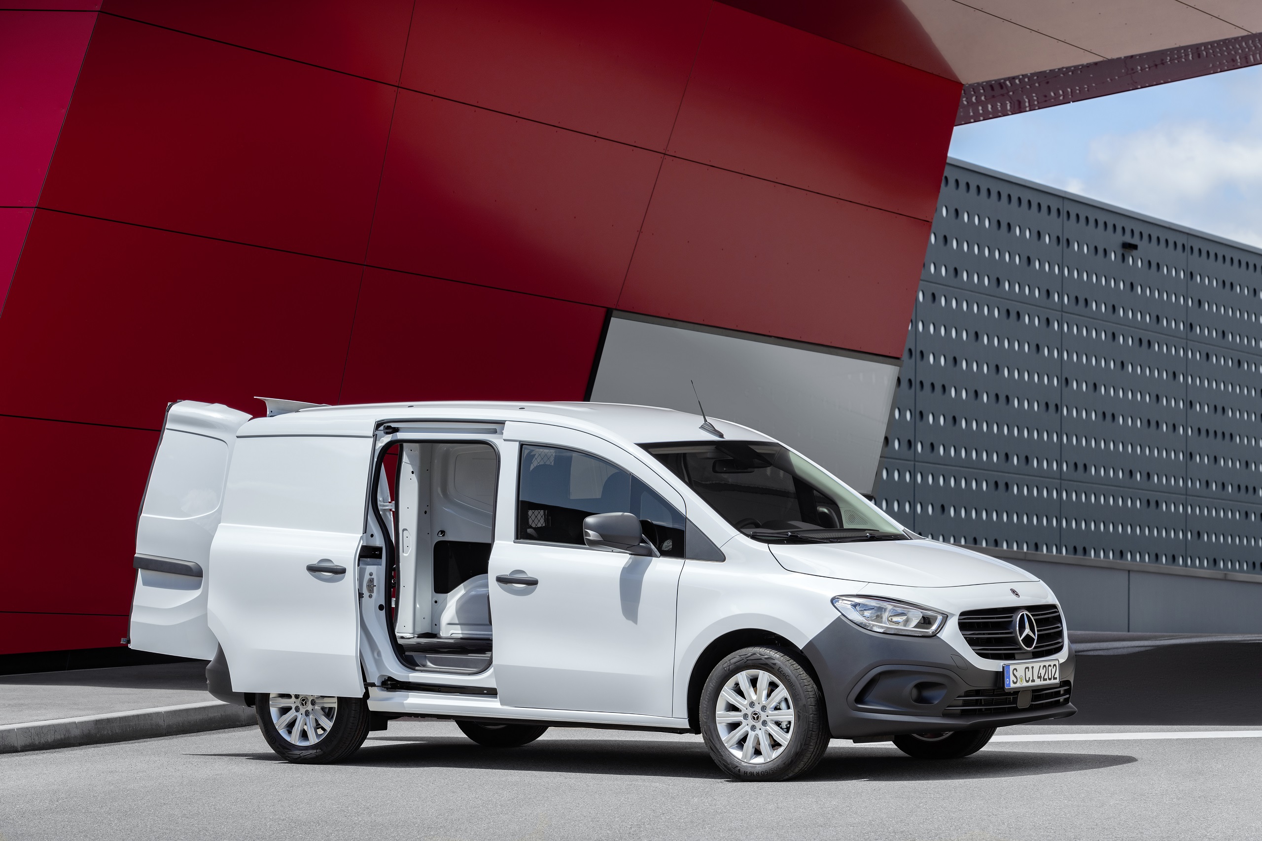 Download 2022 Mercedes-Benz Citan - Side HD Wallpaper 2560x1706 #45