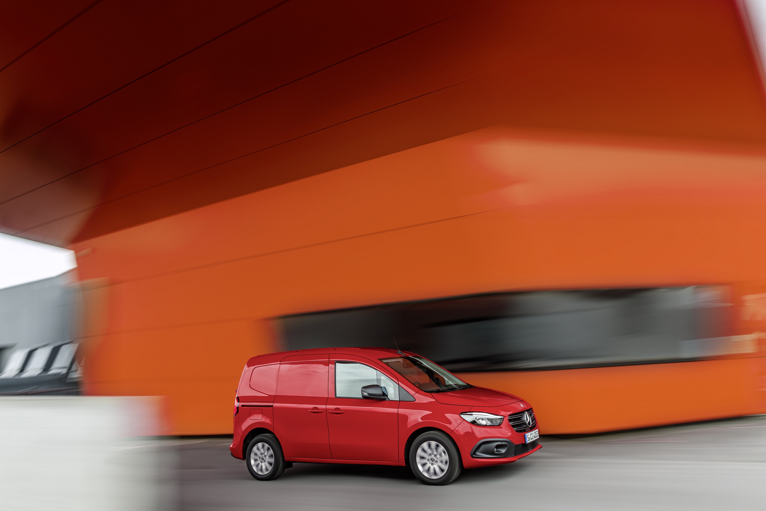 Download 2022 Mercedes-Benz Citan - Side HD Wallpaper 2560x1706 #8