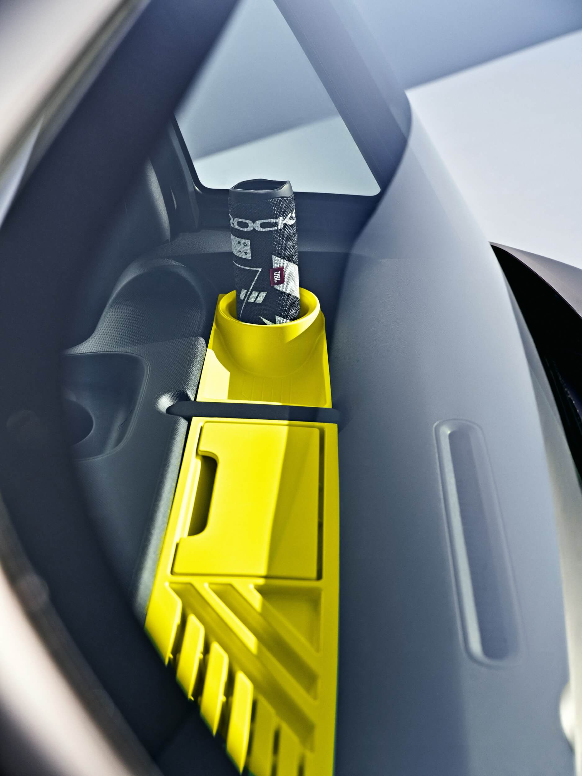 Download 2022 Opel Rocks-e - Detail HD Phone Wallpaper 1875x2500 #13