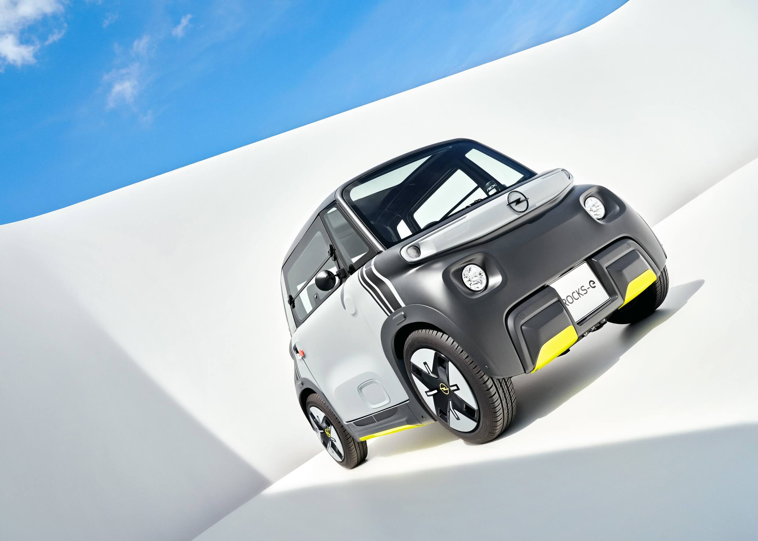 Download 2022 Opel Rocks-e - Front HD Wallpaper 2480x1772 #2