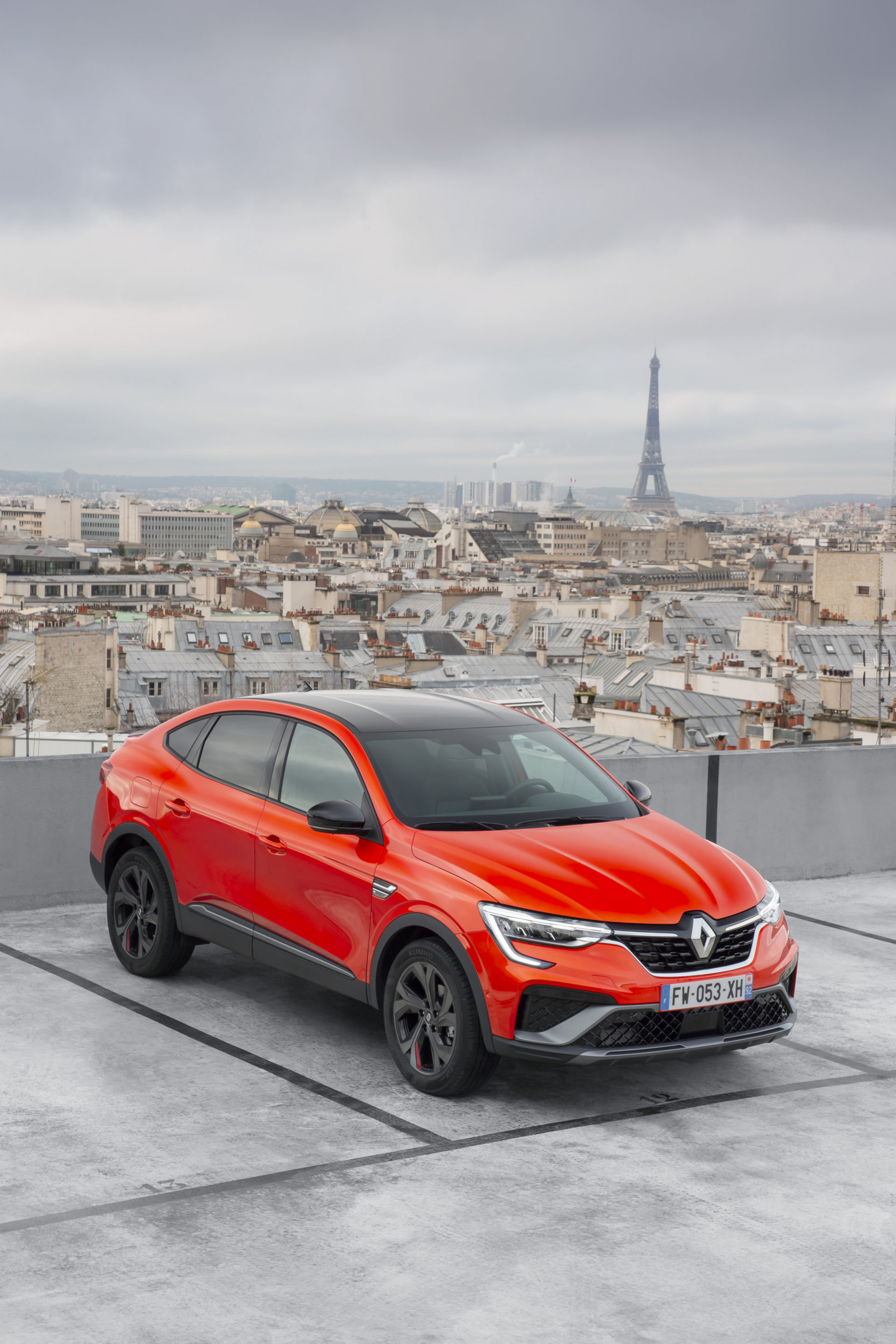 Download 2022 Renault Arkana - Front Three-Quarter HD Phone Wallpaper 1920x2880 #62