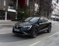 2022 Renault Arkana - Front Three-Quarter Wallpaper 190x150