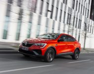 2022 Renault Arkana - Front Three-Quarter Wallpaper 190x150