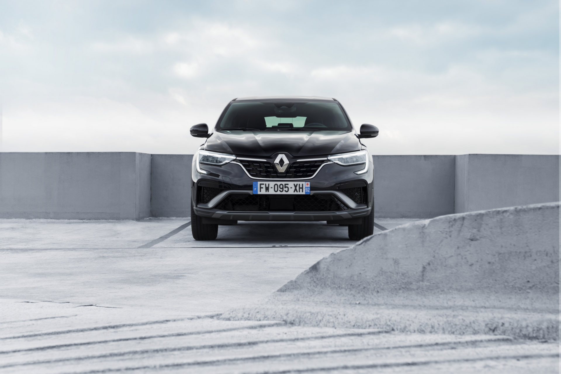 Download 2022 Renault Arkana - Front HD Wallpaper 1920x1280 #25