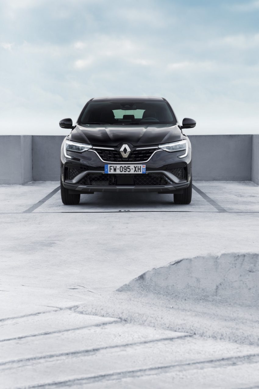 2022 Renault Arkana - Front Phone Wallpaper 850x1275 #26