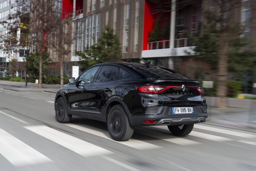 2022 Renault Arkana - Rear Three-Quarter Wallpaper 850x567 #11