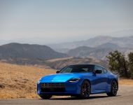 2023 Nissan Z - Front Three-Quarter Wallpaper 190x150