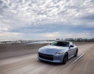 2023 Nissan Z - Front Three-Quarter Wallpaper 190x150
