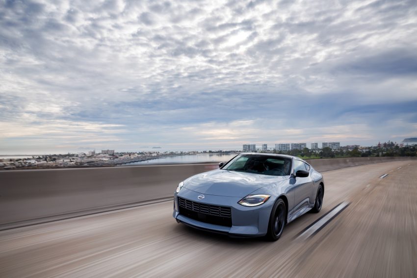 2023 Nissan Z - Front Three-Quarter Wallpaper 850x567 #37