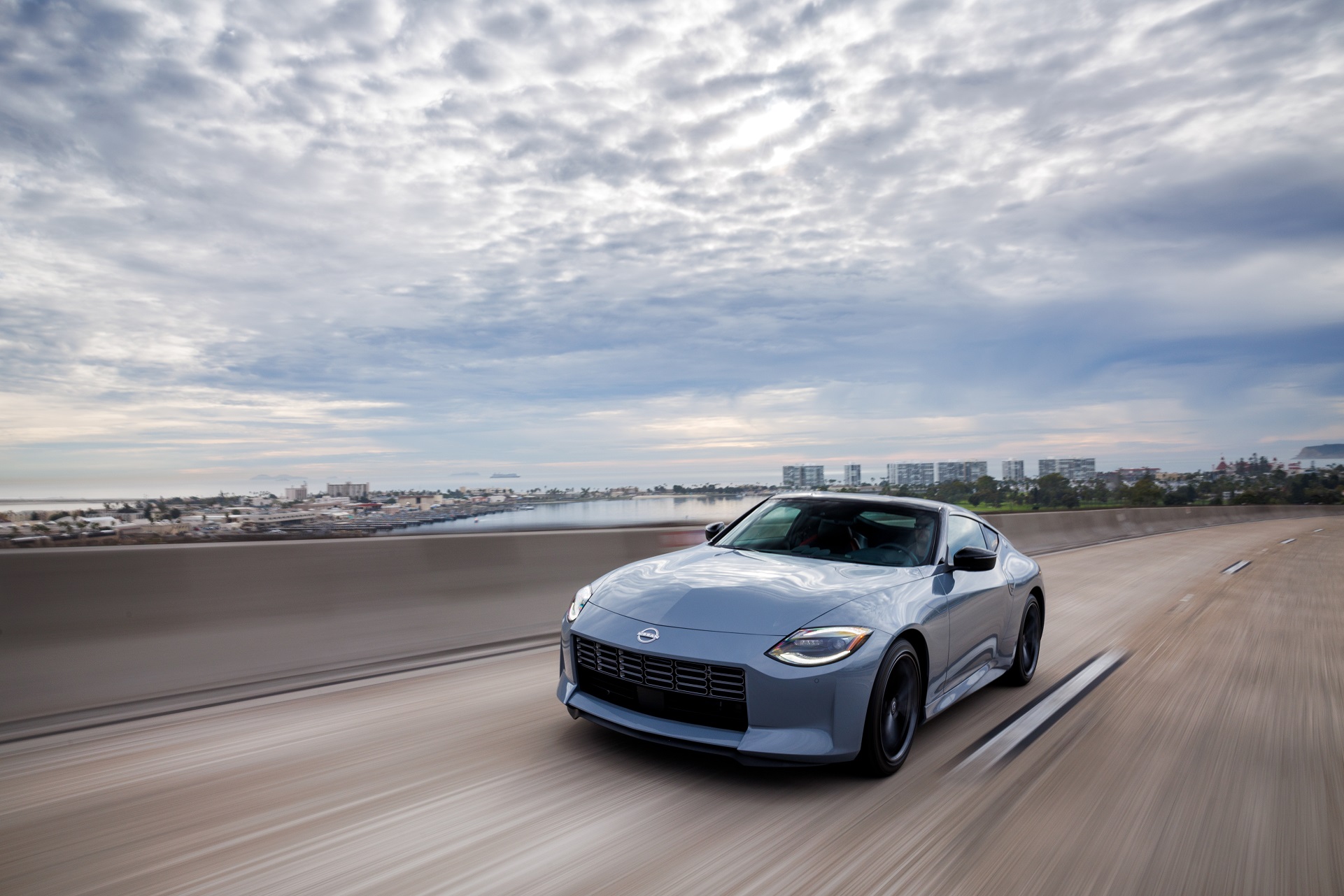 Download 2023 Nissan Z - Front Three-Quarter HD Wallpaper 1921x1281 #37