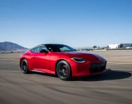 2023 Nissan Z - Front Three-Quarter Wallpaper 190x150