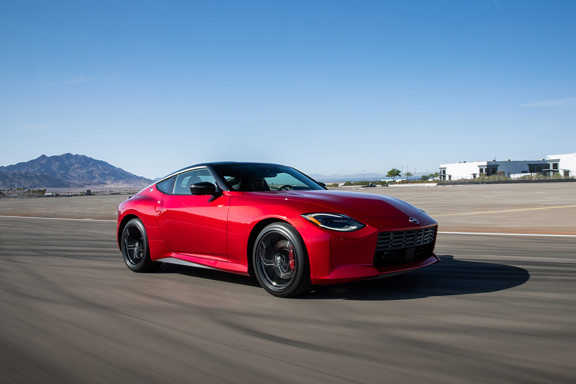 Download 2023 Nissan Z - Front Three-Quarter HD Wallpaper 1920x1280 #3