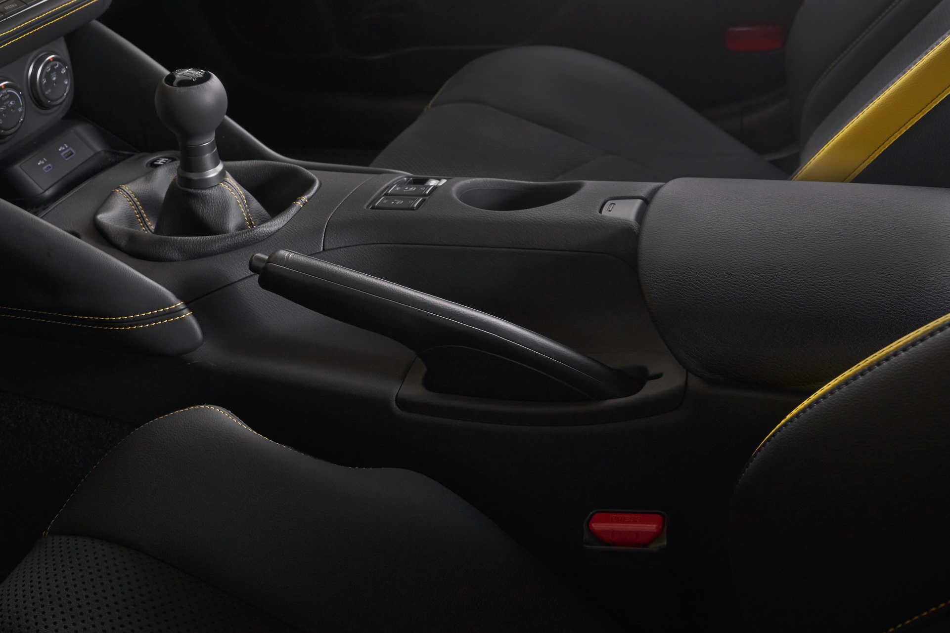 Download 2023 Nissan Z Proto Spec Edition - Central Console HD Wallpaper 1921x1281 #16