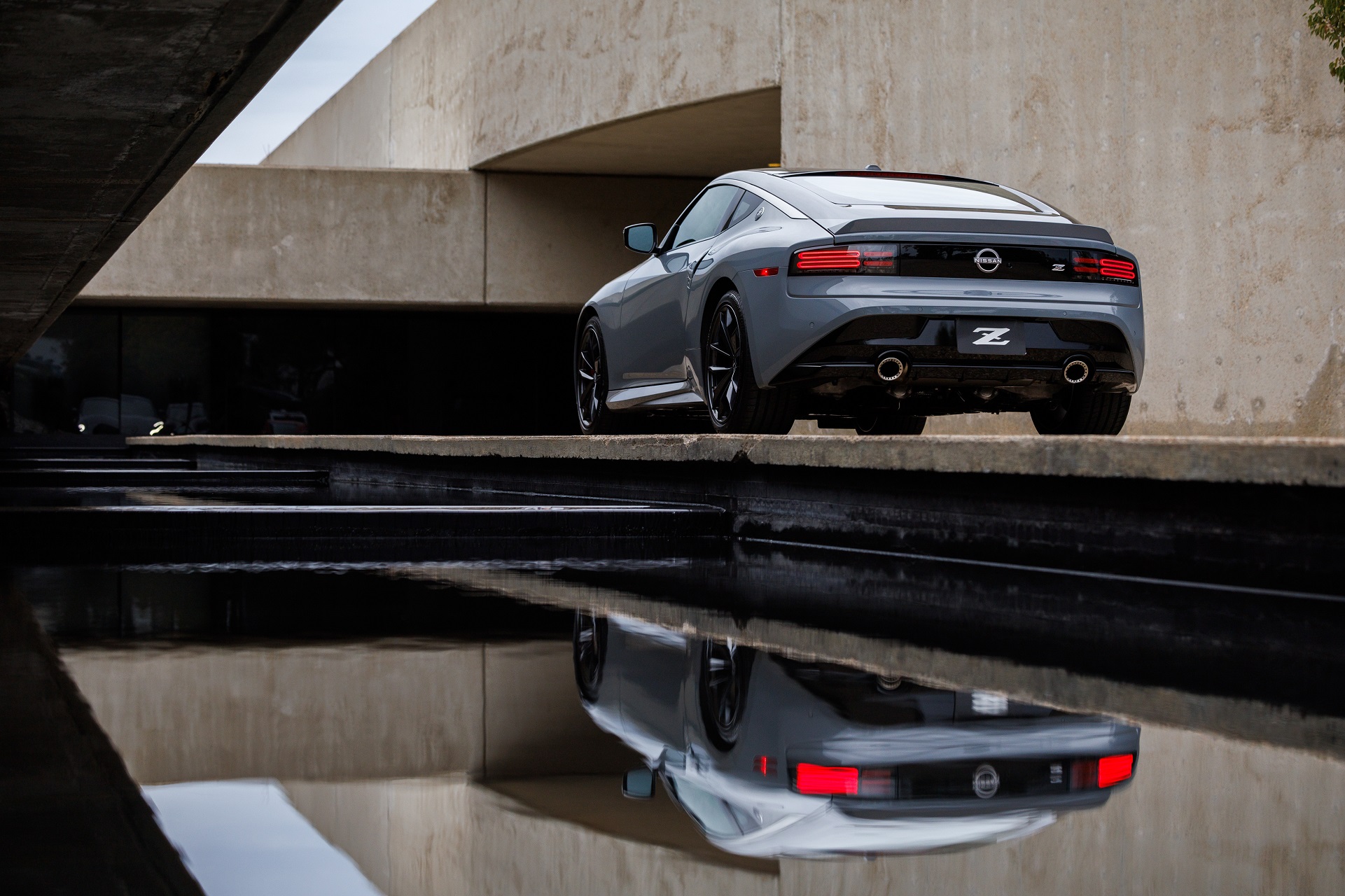 Download 2023 Nissan Z - Rear HD Wallpaper 1921x1280 #52