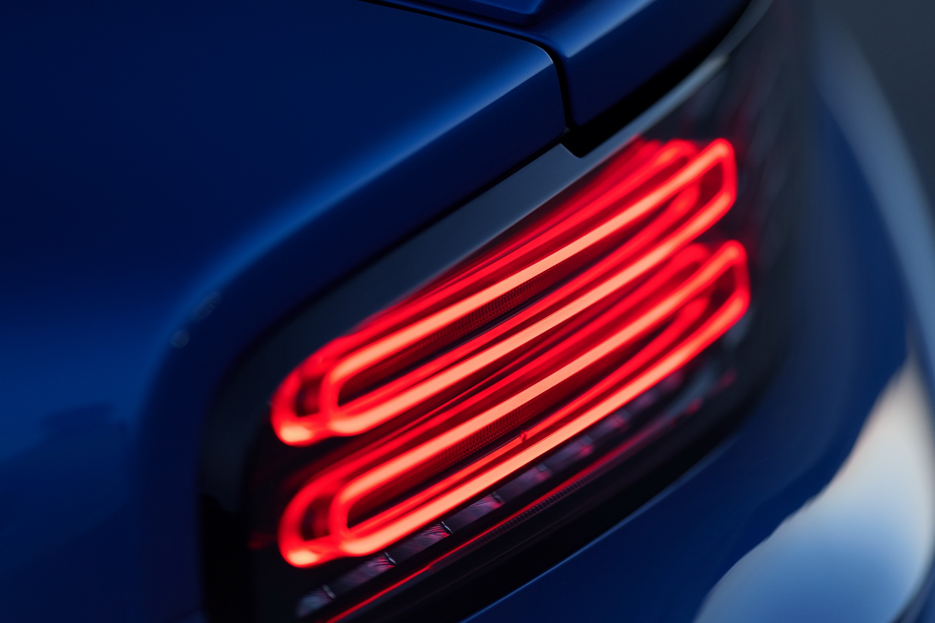 Download 2023 Nissan Z - Tail Light HD Wallpaper 1921x1281 #86