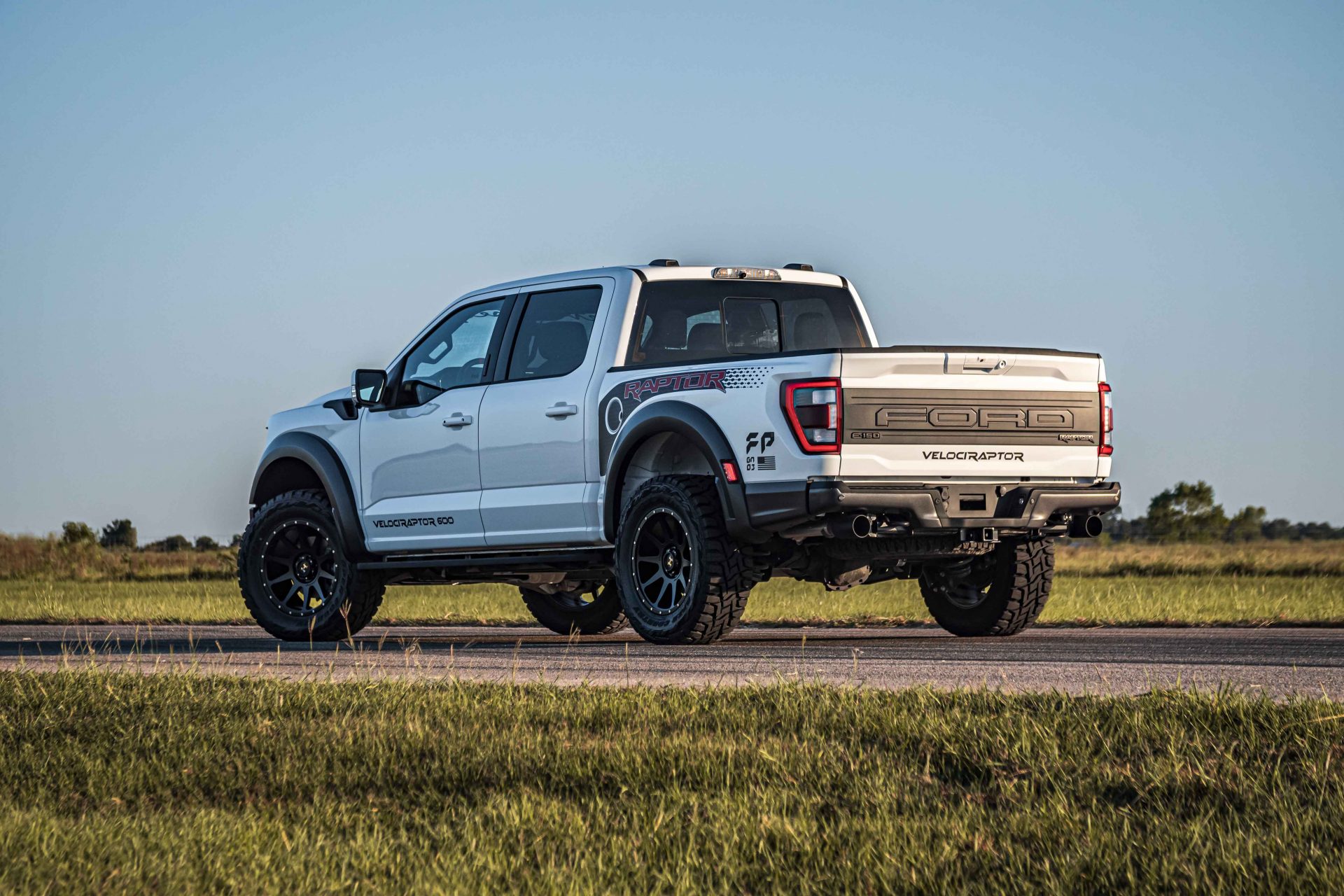 Download 2021 Hennessey VelociRaptor 600 - Rear Three-Quarter HD Wallpaper 1920x1280 #9