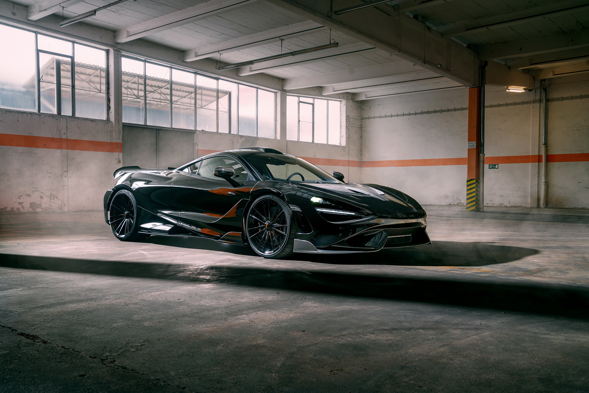 Download 2021 McLaren 765LT by Novitec - Front Three-Quarter HD Wallpaper 1920x1281 #2