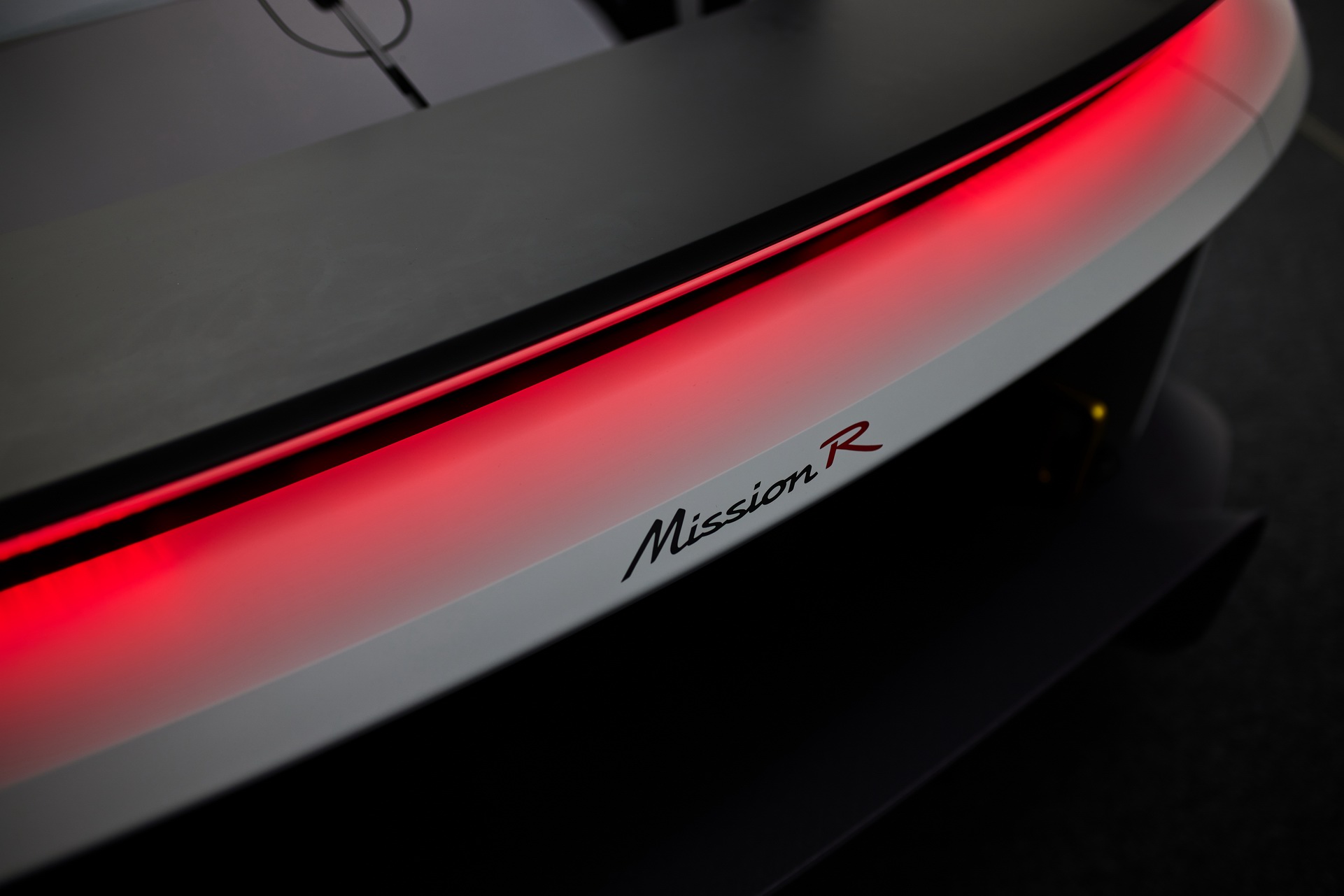 Download 2021 Porsche Mission R Concept - Tail Light HD Wallpaper 1921x1281 #21