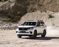 2021 Toyota Land Cruiser Prado - Front Three-Quarter Wallpaper 190x150