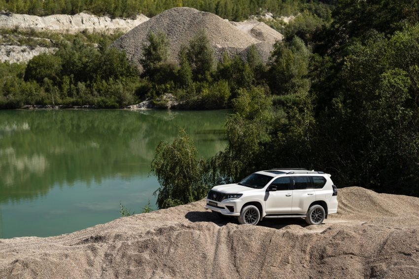 2021 Toyota Land Cruiser Prado - Front Three-Quarter Wallpaper 850x566 #57