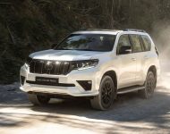 2021 Toyota Land Cruiser Prado - Front Three-Quarter Wallpaper 190x150
